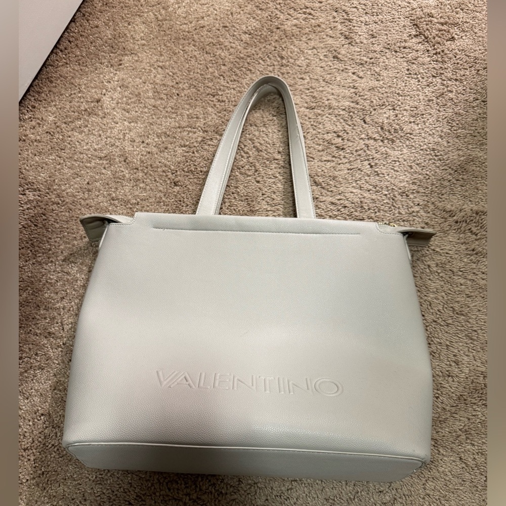 Valentino by Mario Valentino gray shoulder bag Authentic 🌟 - Picture 5 of 16